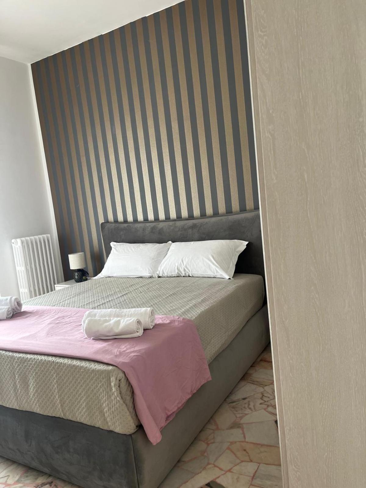 Labanca'S Comfort Rooms 马泰拉 外观 照片